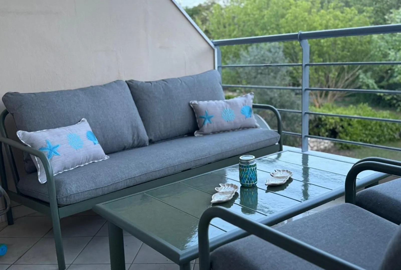 Raya Apartments Siviri Garden